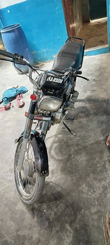 union star 2022 model 2023 register bike bilqul seel pack hai total 1