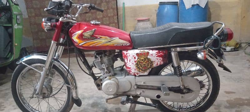 Honda CD 125 available for sale 2