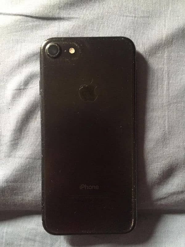 Iphone 7 128Gb pta approved 1