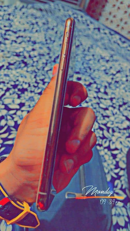 I phone xs max ha not pta 256 GB panal batry change ha 3