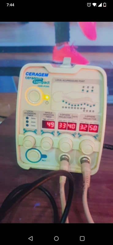 Ceragem Compact CGM P390 - Pressure Point Therapy Machine 4