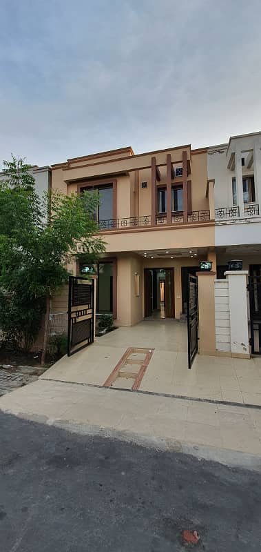 6 Marla House For Sale in A Block Central Park Housing Scheme 0