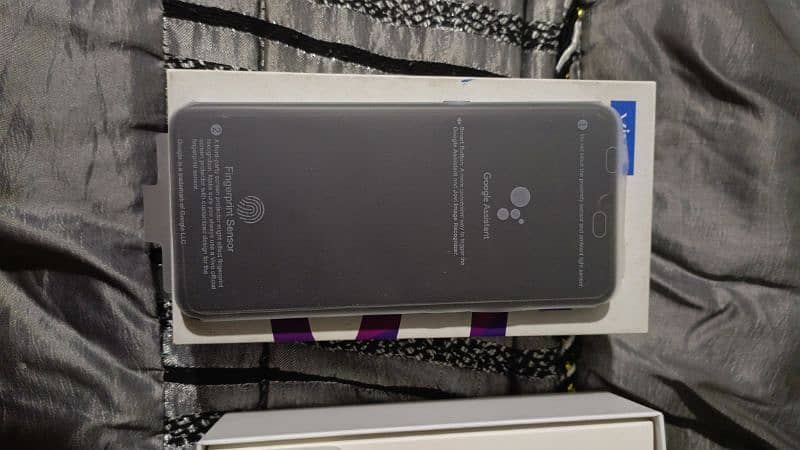 VIVO S1 COMPLETE BOX FOR SALE 3