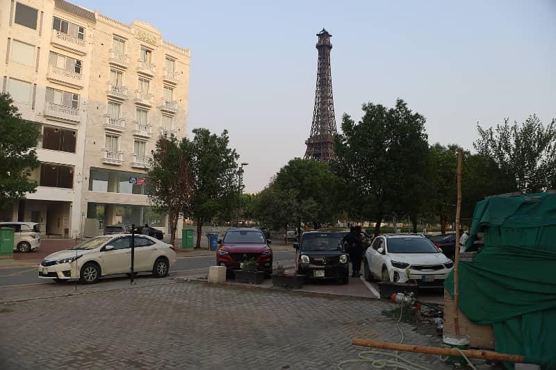 648 Square Feet Apartment Available For Sale In Facing Eiffel Tower In Bahria Town Lahore 15