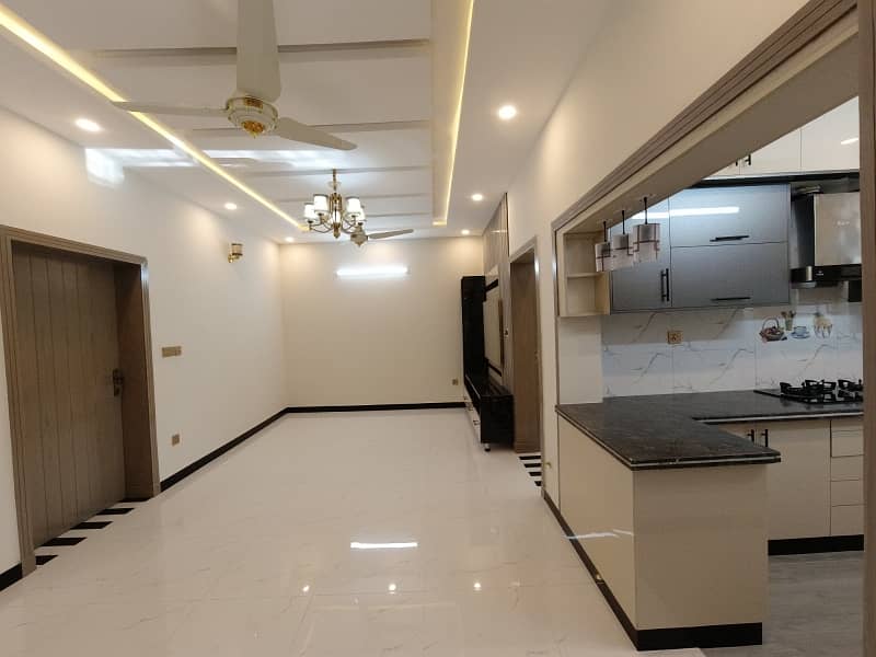 House for rent in G15 size 7 Marla double story Near to Markaz masjid park Best location More Five options available 11