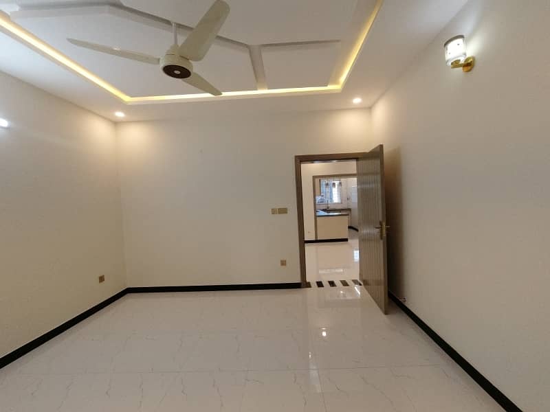 House for rent in G15 size 7 Marla double story Near to Markaz masjid park Best location More Five options available 12