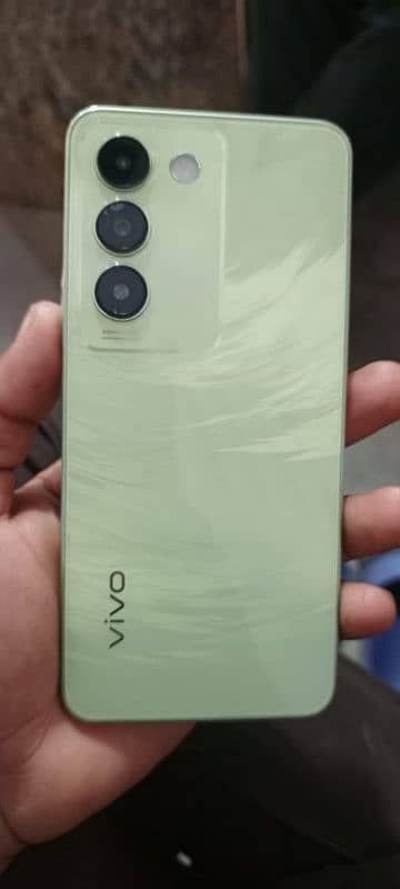 vivo y100 1