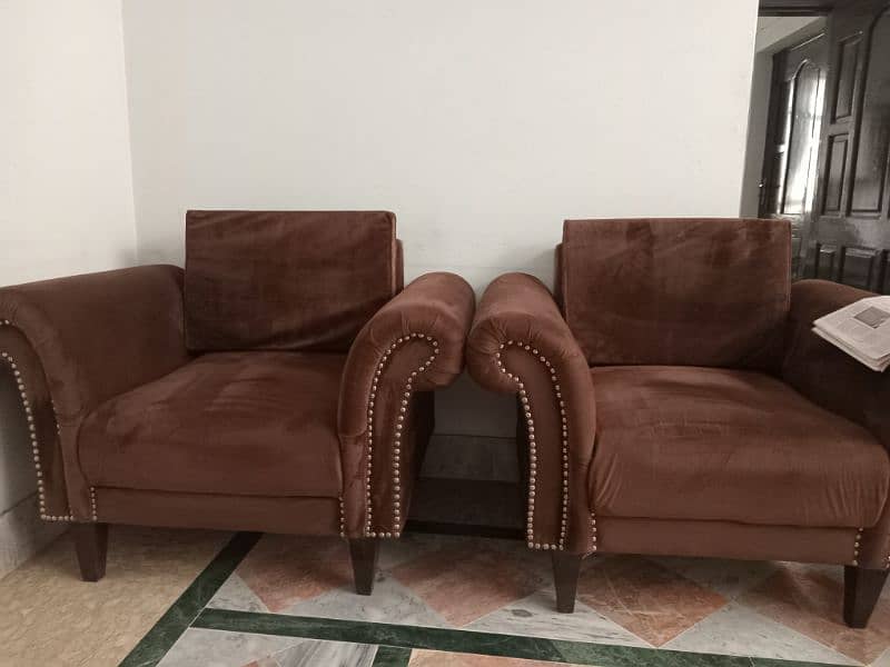 2 seater Sofas with 10/10 condition 0