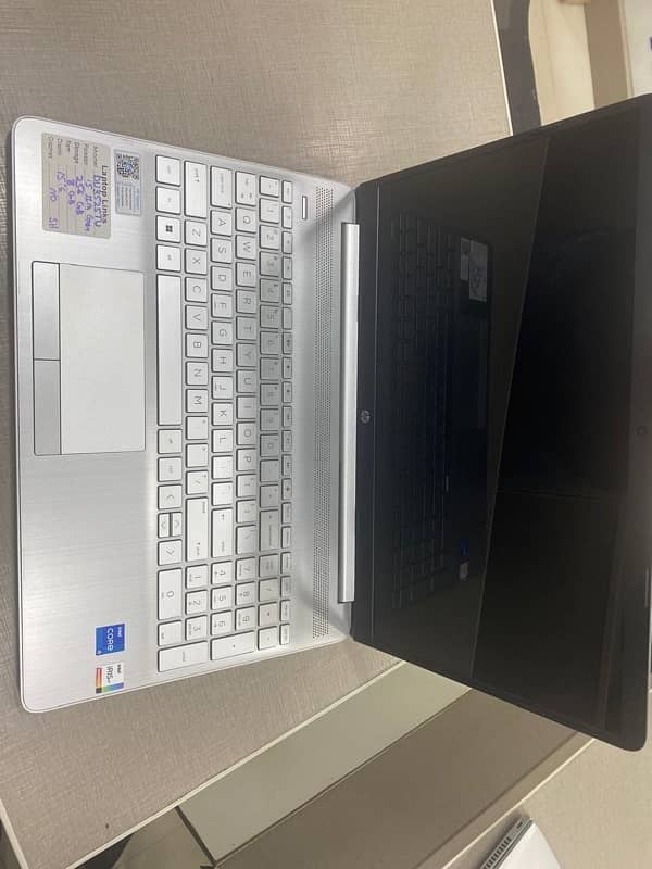 HP DU series i5-11th Gen 0