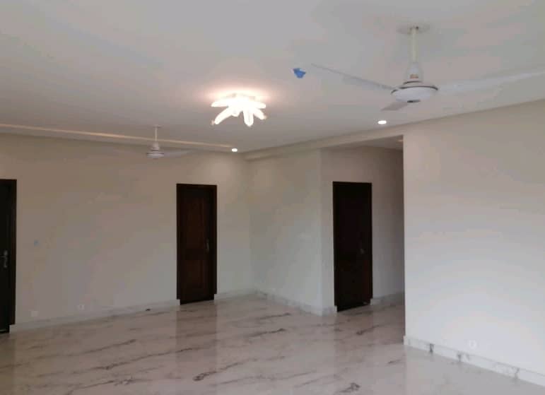 10 Marla Spacious Flat Is Available In Askari 11 - Sector D For rent 1