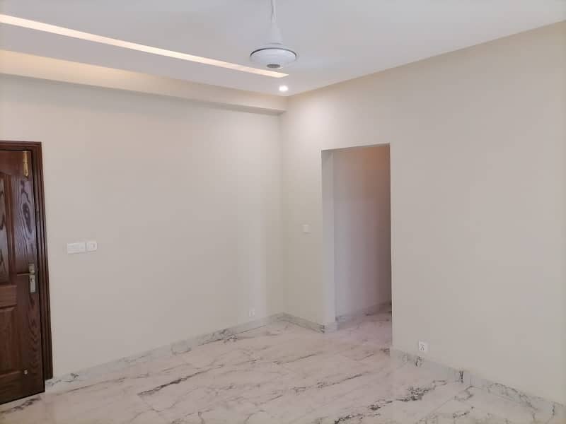 10 Marla Spacious Flat Is Available In Askari 11 - Sector D For rent 9