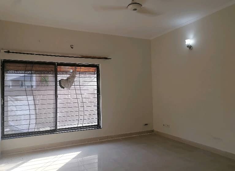 1 Kanal House Up For Rent In Askari 11 - Sector B 12