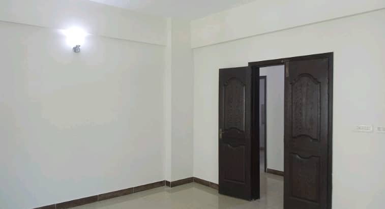 Spacious Flat Is Available For Sale In Ideal Location Of Askari 11 - Sector B Apartments 6