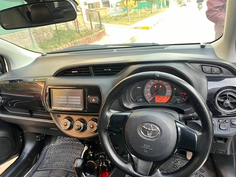 Toyota Vitz 2018 3