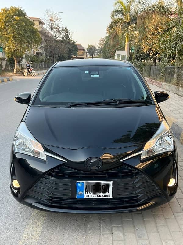 Toyota Vitz 2018 4