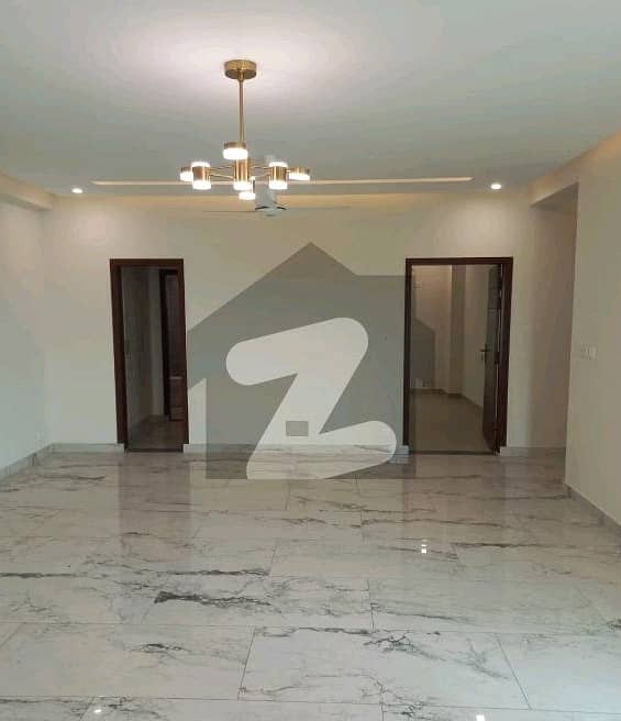 10 Marla Flat In Lahore Is Available For sale 1