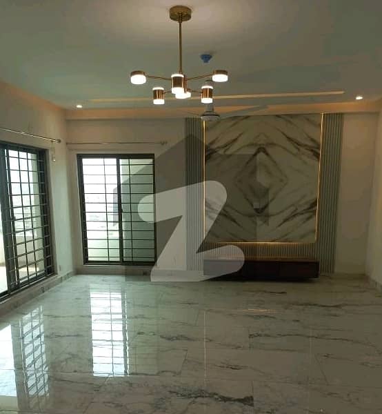 10 Marla Flat In Lahore Is Available For sale 2