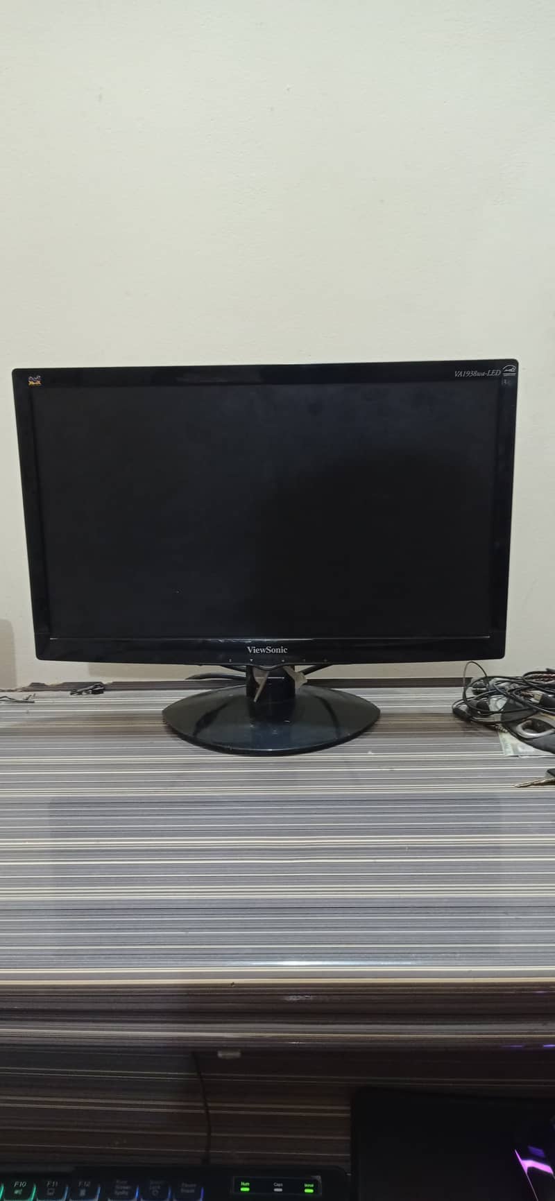 Viewsonic VA1938wa-LED, 19" Display  for Sale 1