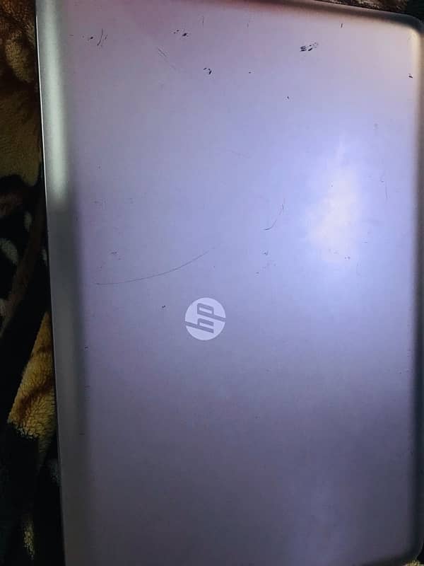 Hp laptop core i5 first generation (urgent sale) 7