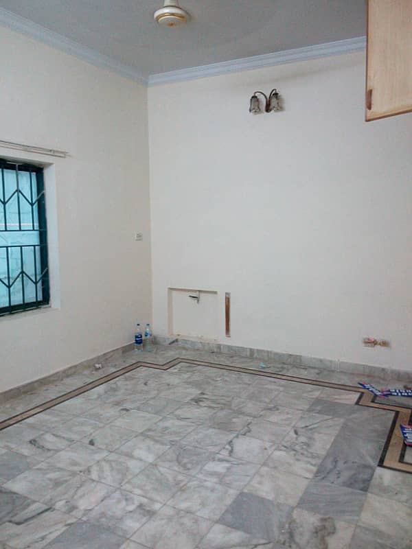 G11 25- 50 UPPER PORTION FOR RENT 2 BED 2 BATH MARBLE FLOOR 0