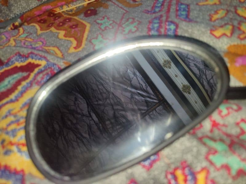 Honda 70cc original right side mirror Lush new condition 1