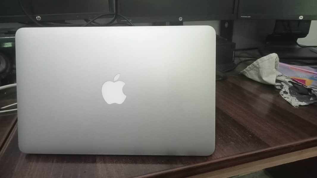 11 inch ; MacBook Air 3