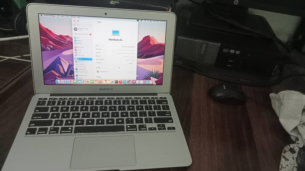 11 inch ; MacBook Air 4