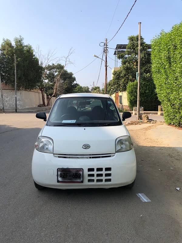 Daihatsu Esse 2010 1