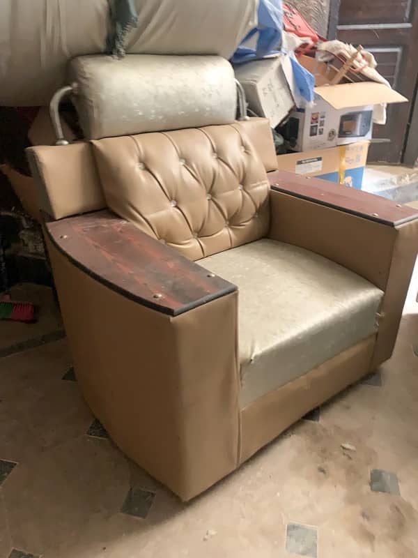 5 seater used sofa set for sale 4