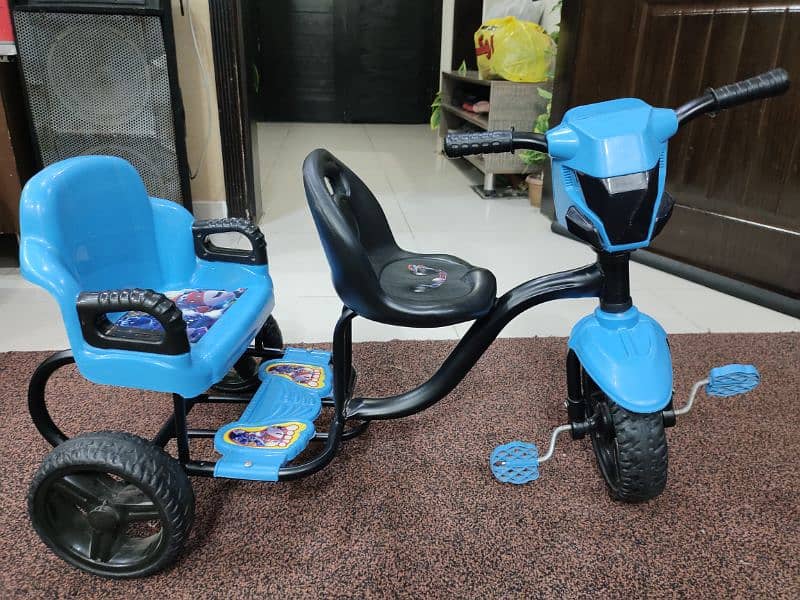 Baby 2 seats cycle Almost new 3