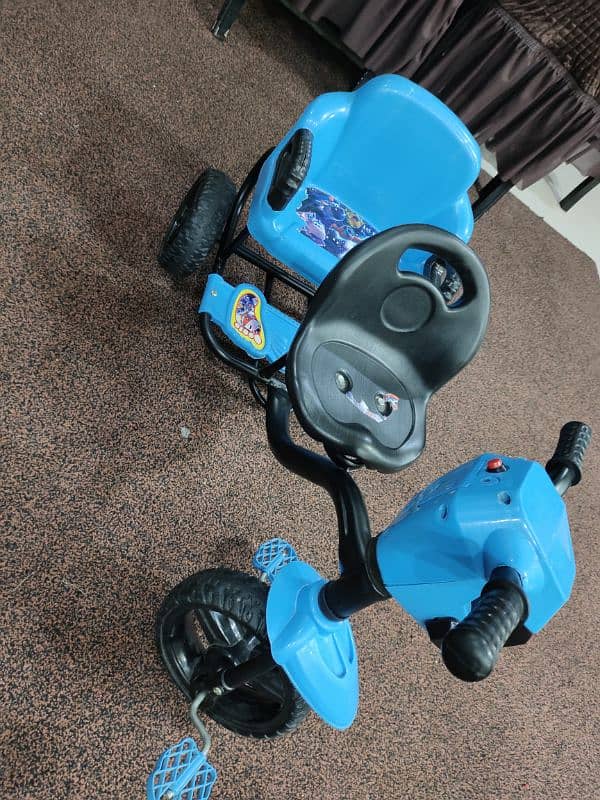 Baby 2 seats cycle Almost new 5