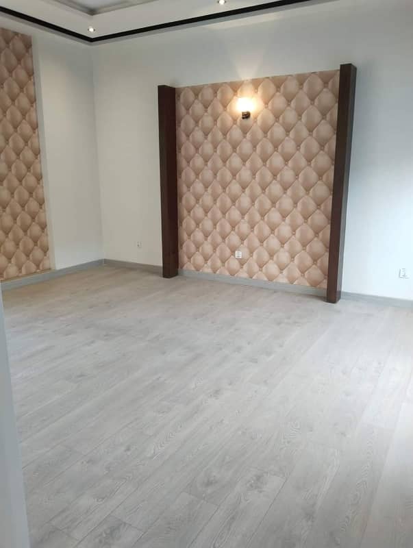 1 kanal beautiful design house for sale in dha phase 3 (Non-Furnished) 9