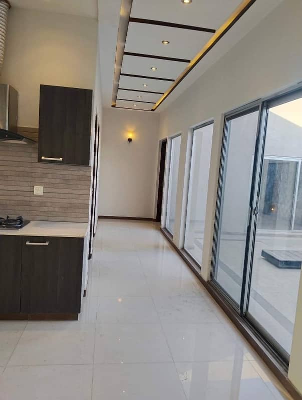 1 kanal beautiful design house for sale in dha phase 3 (Non-Furnished) 10