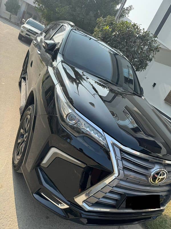 Toyota Fortuner 2018 4