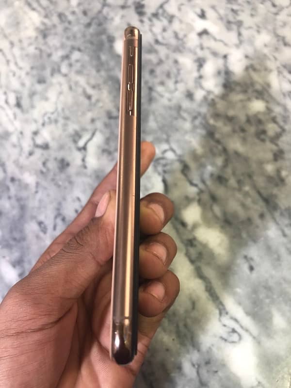 Iphone xs 256 PTA approved. 5