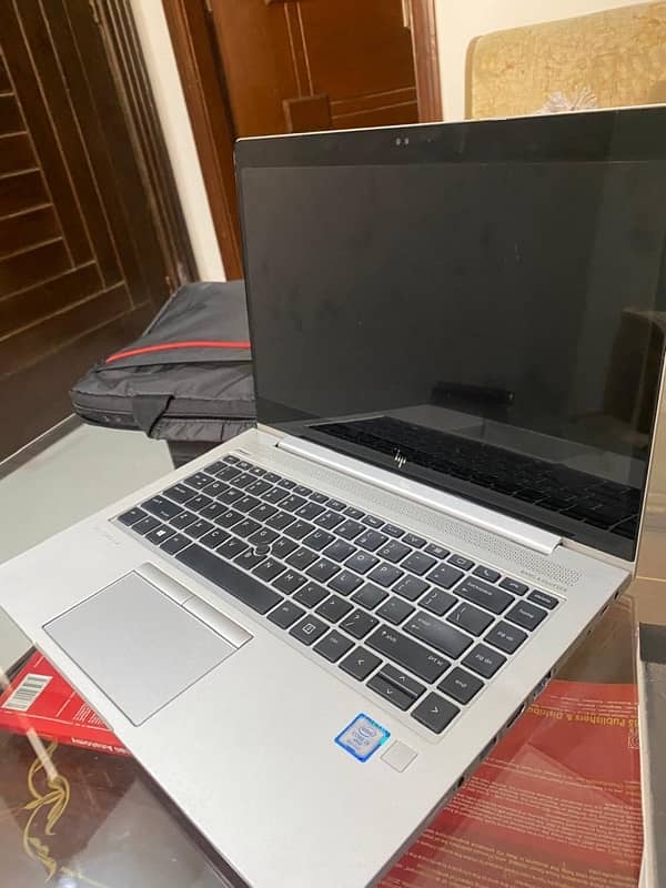 Hp elitebook 840 G5 core i5 8th generation 0