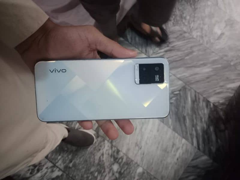 vivo y21 4gb ext 64 mamery condition apky samny ha diba Sath 5