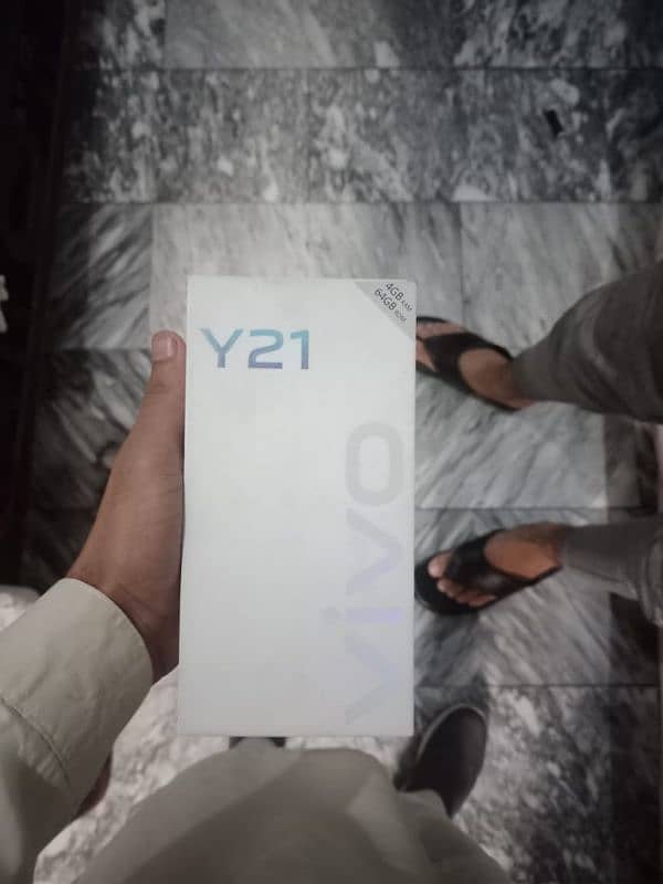 vivo y21 4gb ext 64 mamery condition apky samny ha diba Sath 7