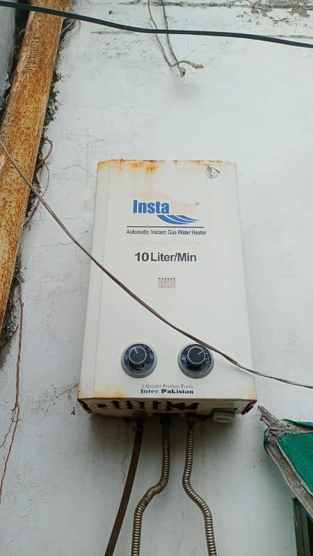 Insta Gas Water Heater 0