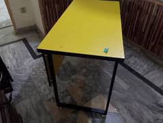 study table aling with good quality chair