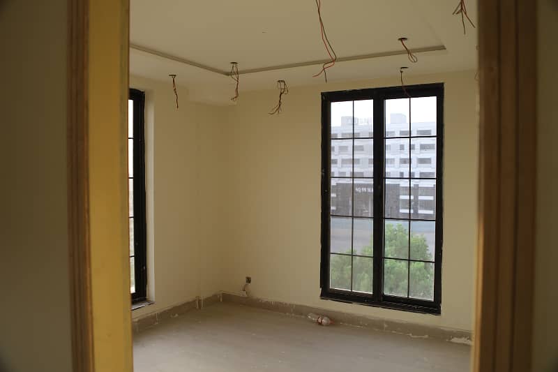 548 Square Feet Apartment Available For Sale In Facing Eiffel Tower In Bahria Town Lahore 12