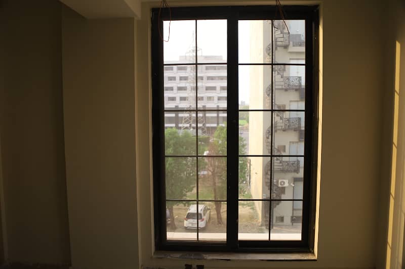 548 Square Feet Apartment Available For Sale In Facing Eiffel Tower In Bahria Town Lahore 21