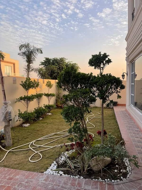 1 kanal stunning house for sale in dha phase 4 near to Gold Crust(Alfatah) 0