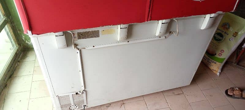 K&N's 2 doors freezer for sell 3