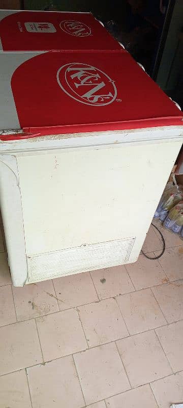 K&N's 2 doors freezer for sell 7