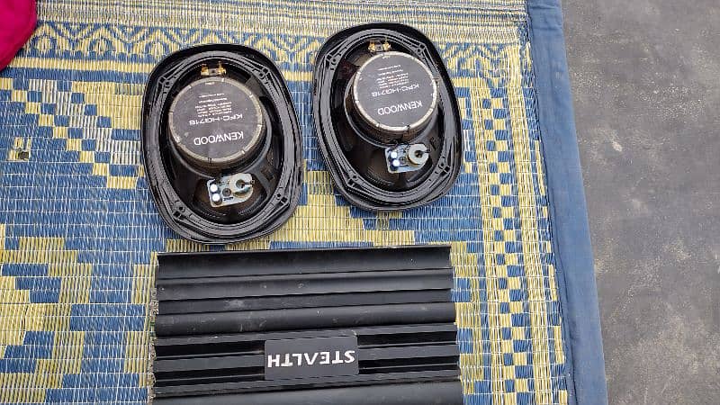 Kenwood speakers and amplifier negotiable on the spot 2