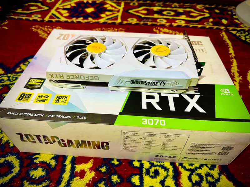 ZOTAC GAMING GeForce RTX 3070 Twin Edge OC White Edition 1