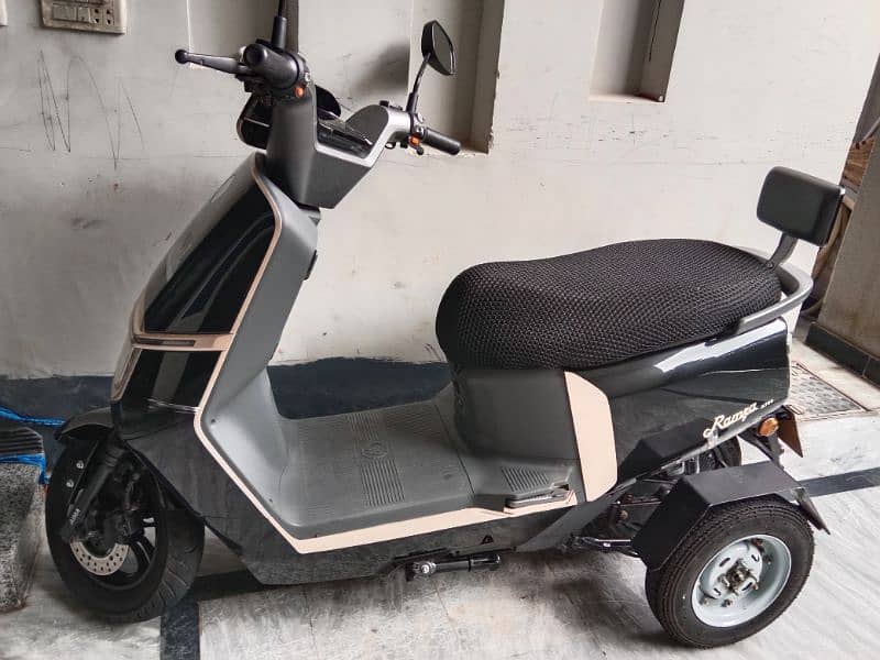 new Asia A700 ramza commander electric scooti 0