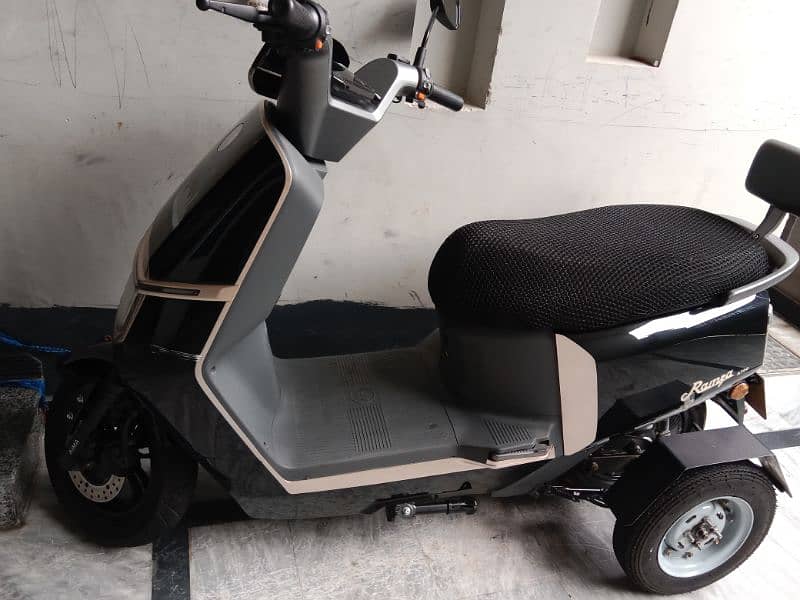 new Asia A700 ramza commander electric scooti 2