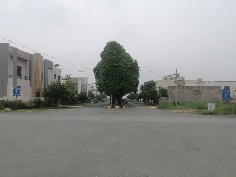 Property For sale In Wapda City Wapda City Is Available Under Rs. 72500000 4